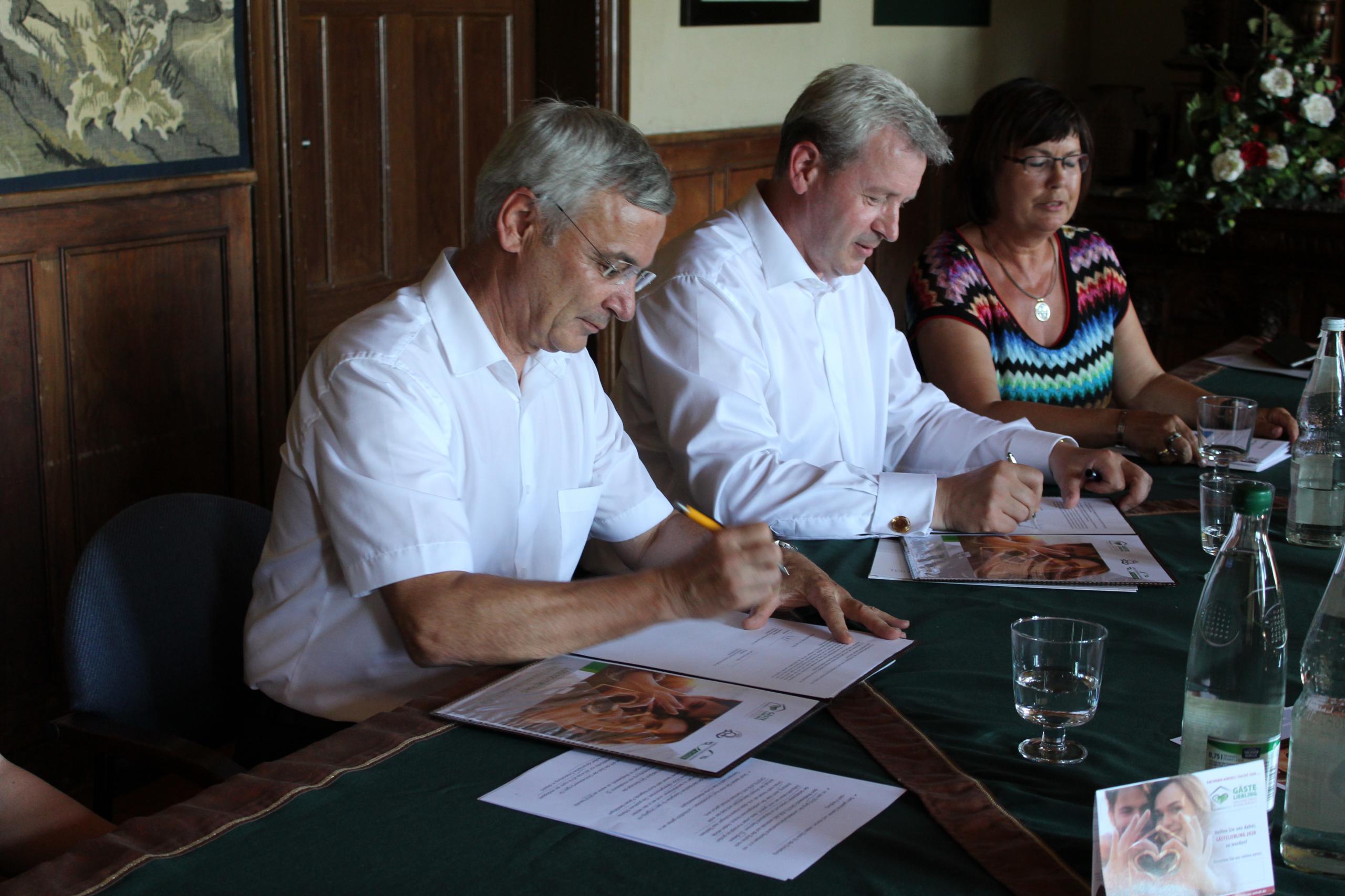 Lizenzunterzeichnung Gästelliebling