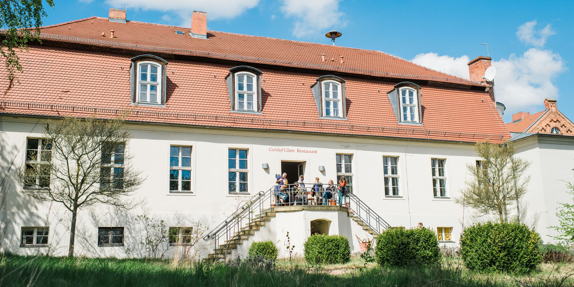 keimzelle des coconat das alte gutshaus in klein glien