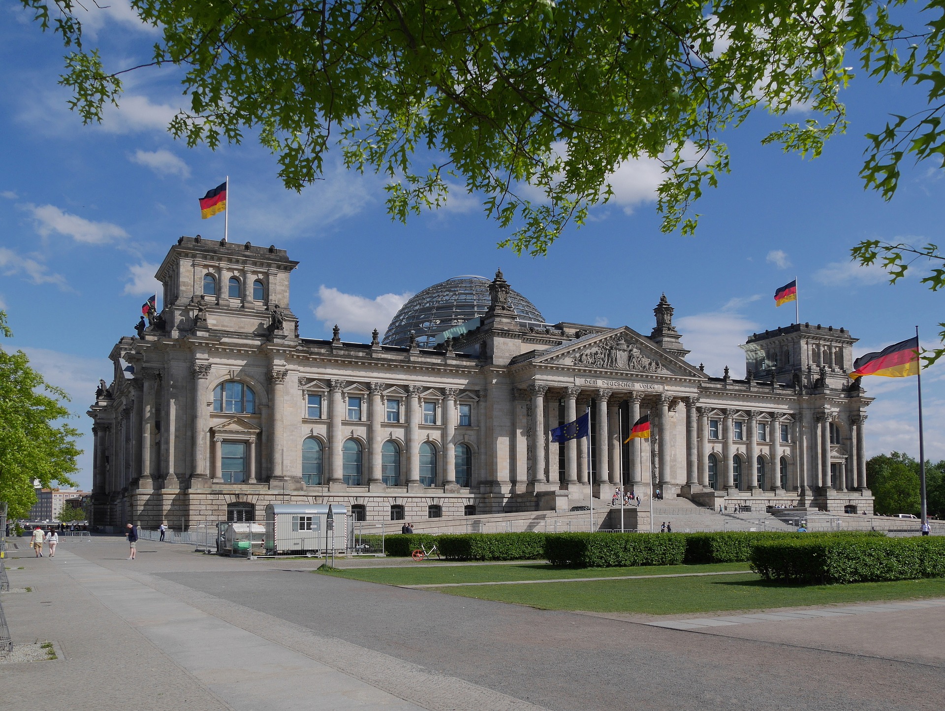 Bundestagsgebäude von außen ©pixabay