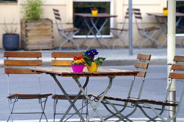 street cafe 4082705 640