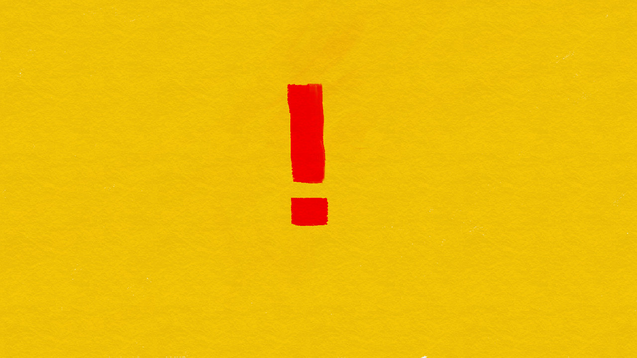 Ausrufezeichen vor gelbem Hintergrund