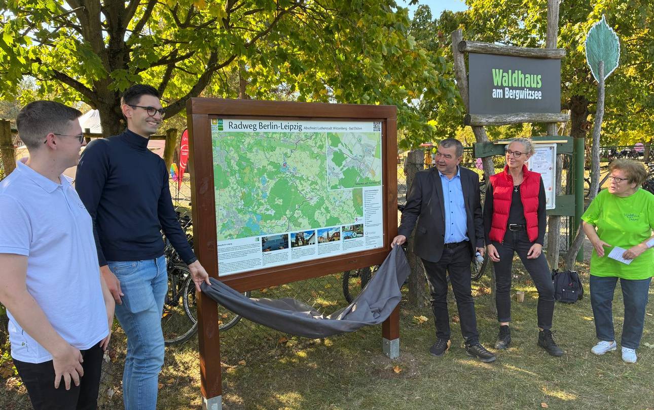 enth llung infotafel radweg berlin leipzig welterberegion adw