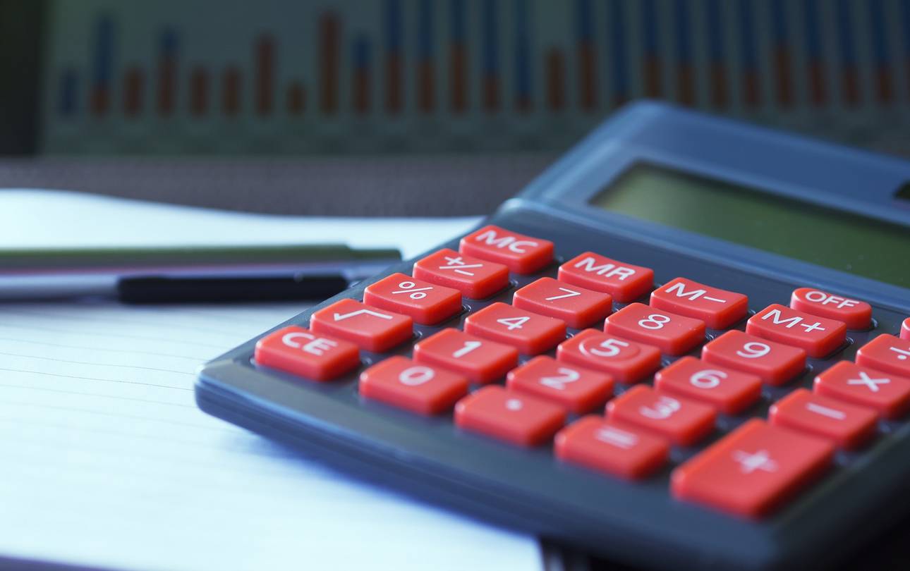 Taschenrechner ©edar_pixabay calculator 723917 1920 edar pixabay