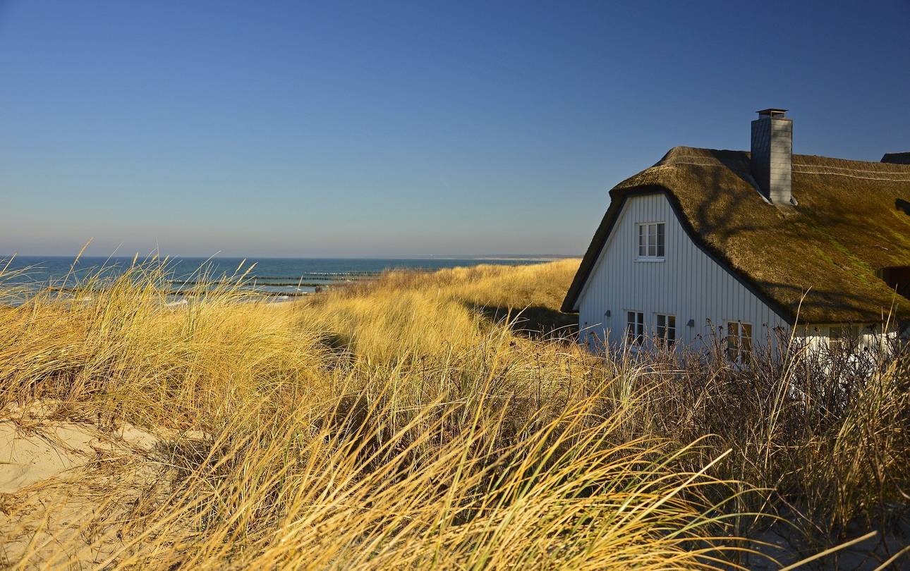 Strandhaus und Düne
