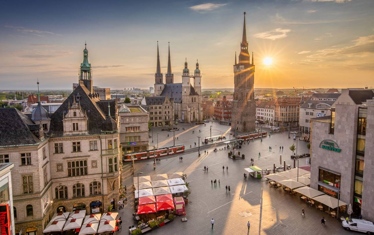 Marktplatz Halle Roter Turm