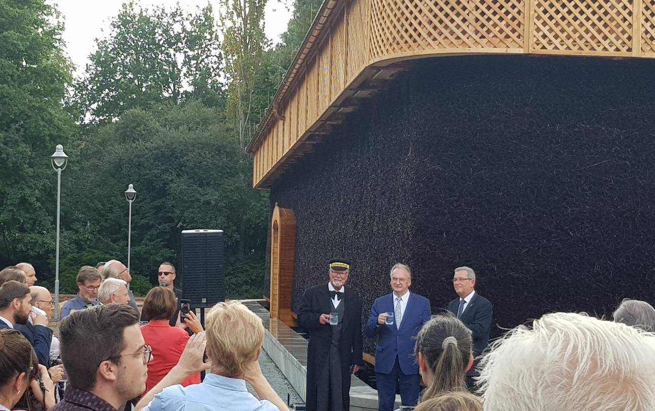 feierliche Eröffnung des Gradierwerks in Bad Schmiedeberg von Sachsen-Anhalts Ministerpräsident Reiner Haseloff und Kurchef Deddo Lehmann