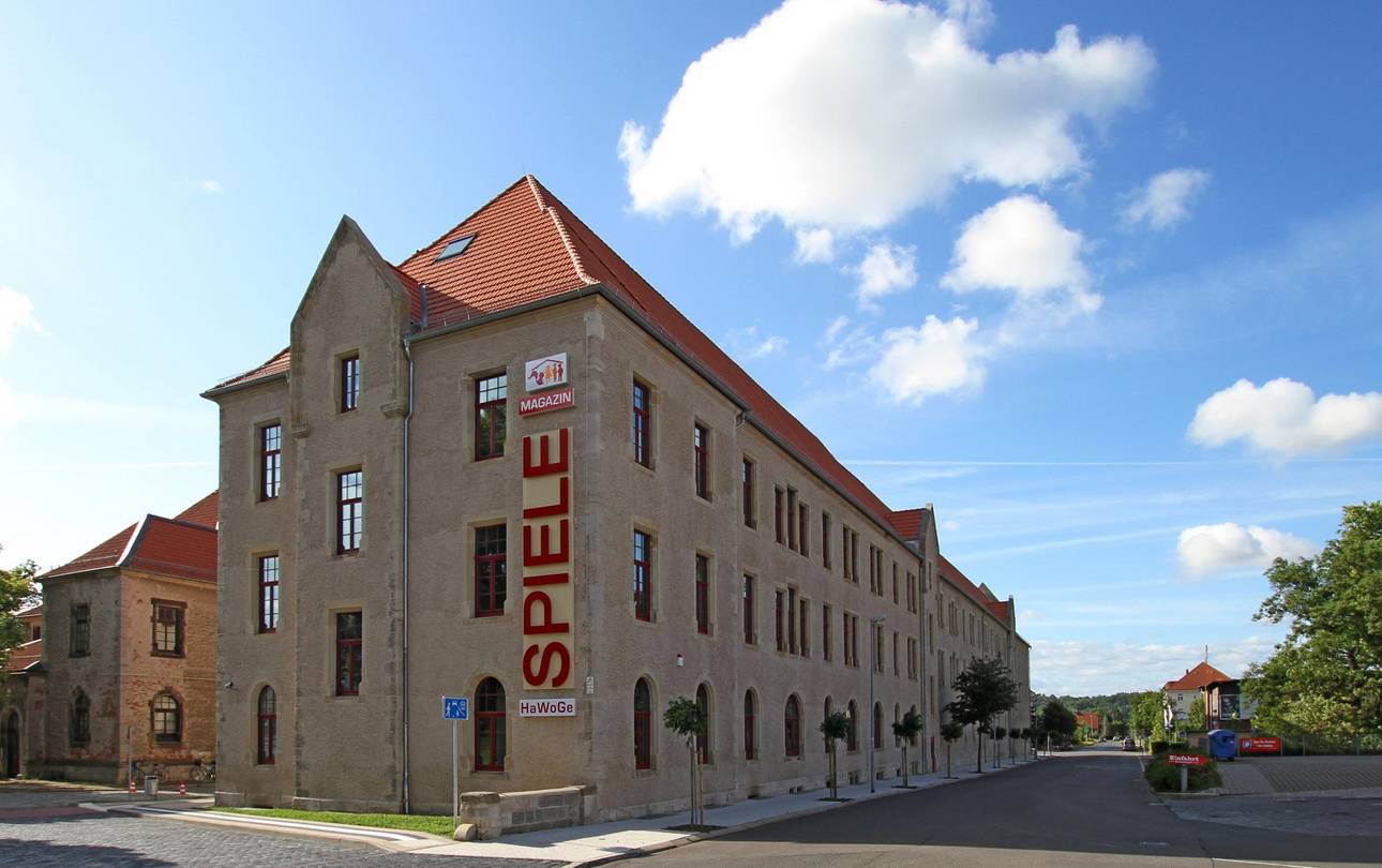 Das HaWoGe-Spiele-Magazin aus Halberstadt wurde im Juli 2020 als barrierefrei geprüfter Indoor-Spielplatz ausgezeichnet. ©HaWoGe-Spielemagazin Das HaWoGe-Spielemagazin