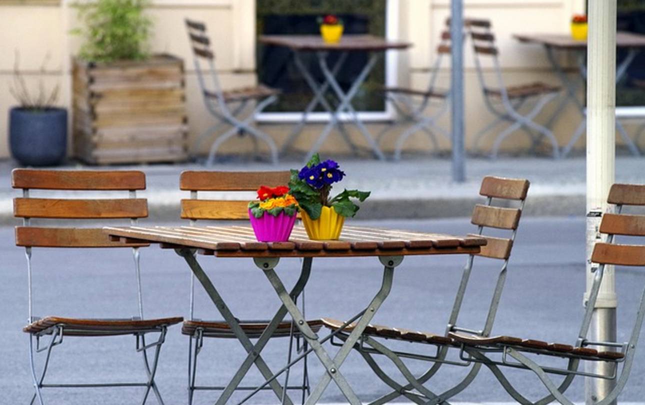 street cafe 4082705 640