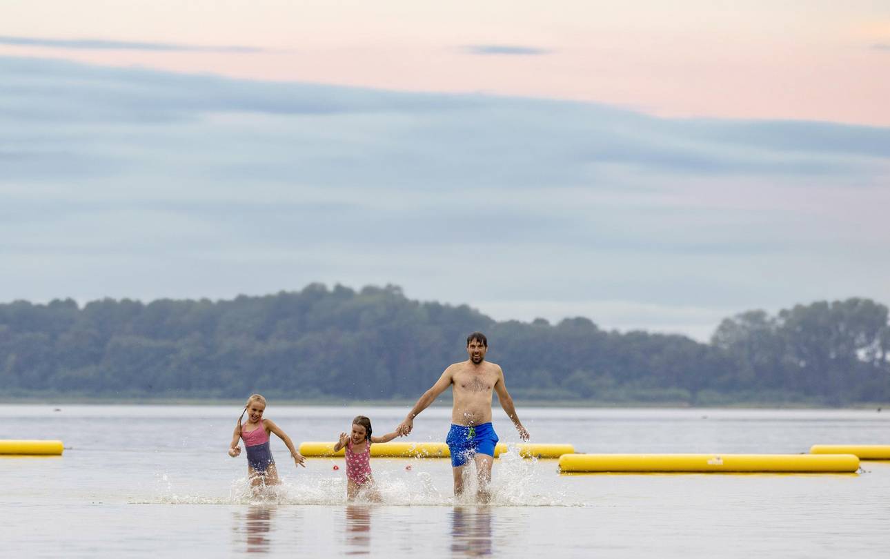 Freizeit-Monitor 2025 ©Investitions- und Marketinggesellschaft Sachsen-Anhalt mbH / Rolf Klatt Strandbad Arendsee