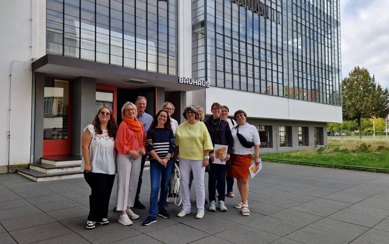 inforeise reiseveranstalter gruppenfoto 2 c smg dessau ro lau christian korn