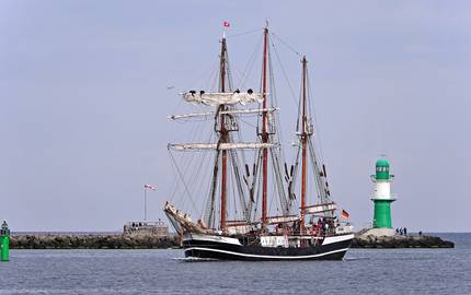 warnemünde Segelschiff  pixabay