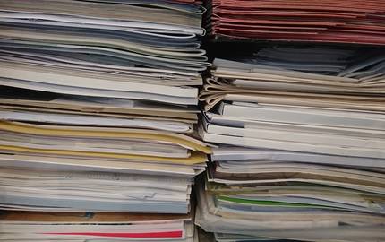 Dokumente/ Paper