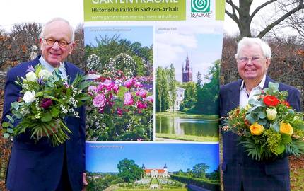 Dr. Hermann Onko Aeikens (links) übernimmt den Vorsitz beim Gartenträume e. V.