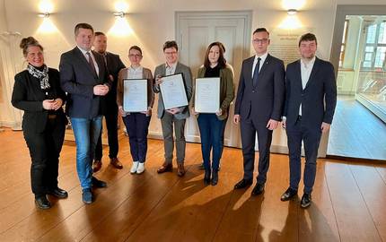 Foto des Übergabetermins