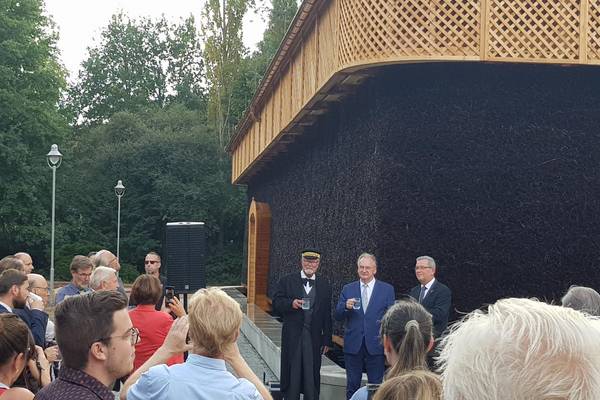 feierliche Eröffnung des Gradierwerks in Bad Schmiedeberg von Sachsen-Anhalts Ministerpräsident Reiner Haseloff und Kurchef Deddo Lehmann
