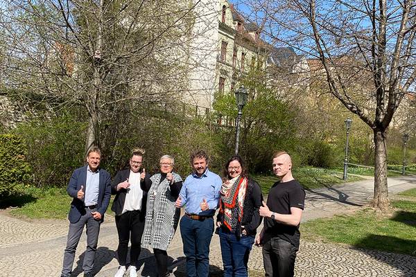 Michael Steinland (Geschäftsführer der Landesgartenschaugesellschaft Bad Dürrenberg), Claudia Klepzig (Assistentin der Geschäftsführung der Landesgartenschaugesellschaft Bad Dürrenberg), Christa Ringkamp (Geschäftsführerin der Neuen Wege gUG), Matthias Poeschel (Vorstand der Aschersleber Kulturanstalt AöR), Luisa Töpel (Leiterin des Museum Aschersleben) und Nino Heinrich (Praktikant der Aschersleber Kulturanstalt AöR)