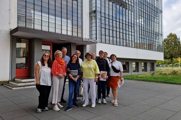 inforeise reiseveranstalter gruppenfoto 2 c smg dessau ro lau christian korn